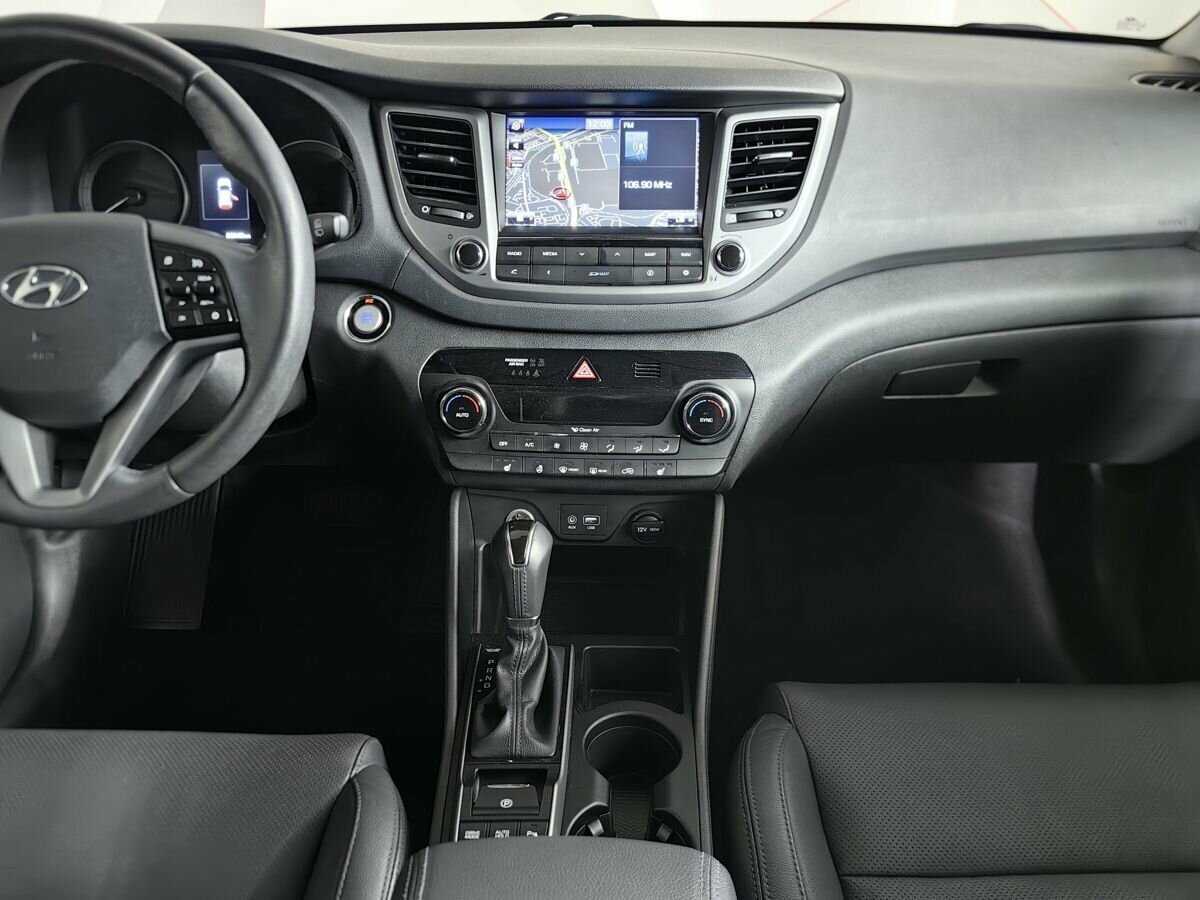 Купить Hyundai Tucson с пробегом. Фото: #10