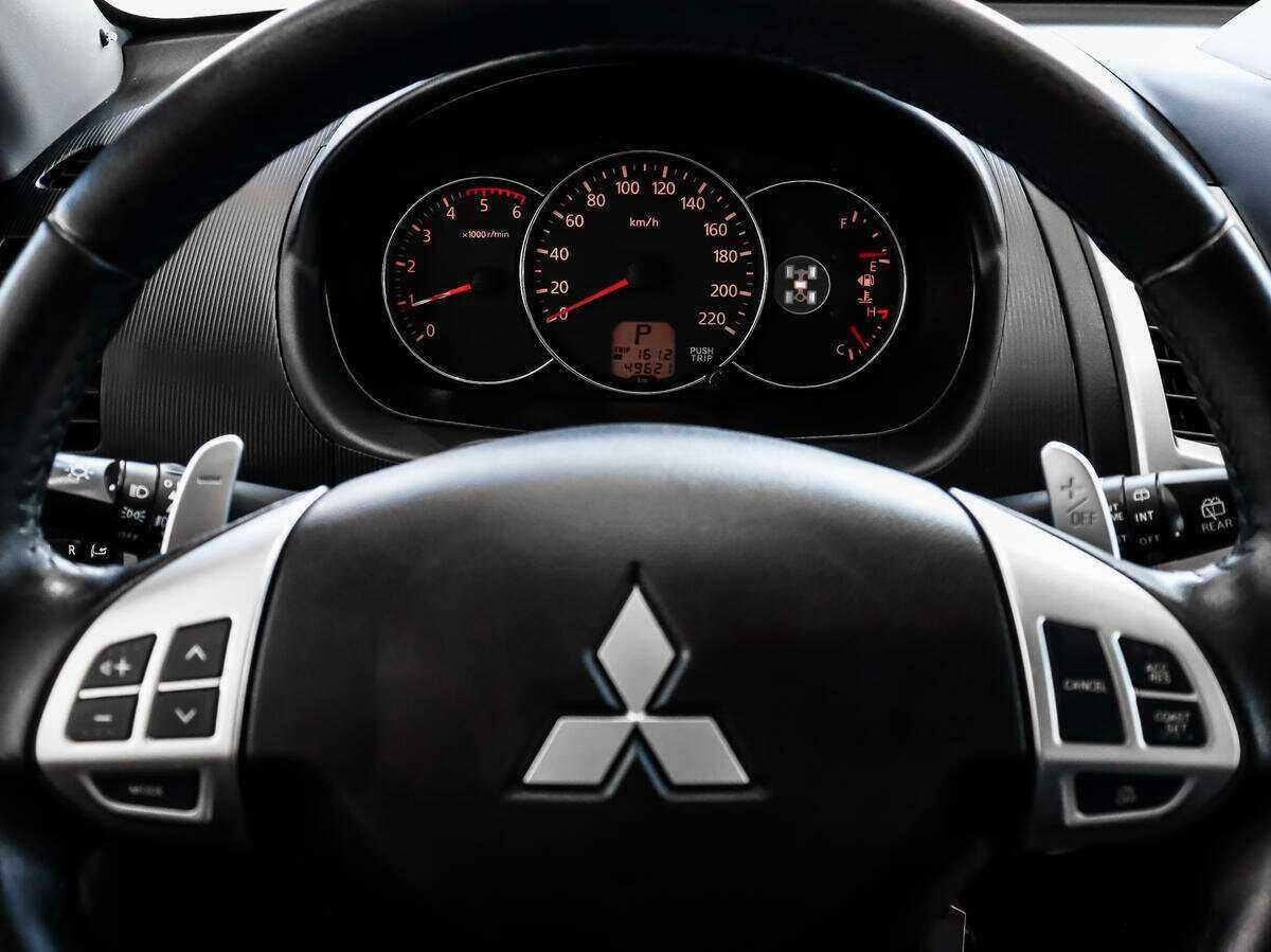 Купить Mitsubishi Pajero Sport с пробегом. Фото: #17