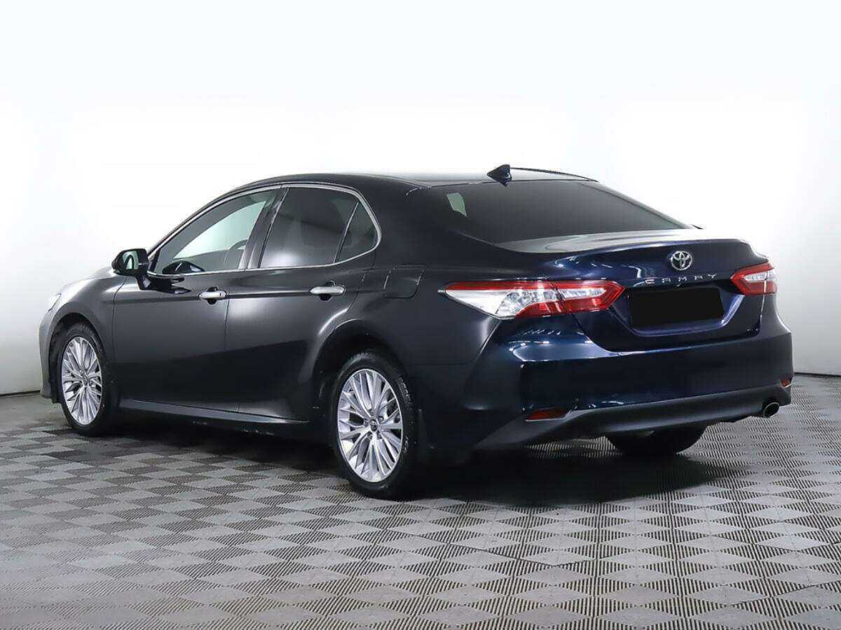 Купить Toyota Camry с пробегом. Фото: #5