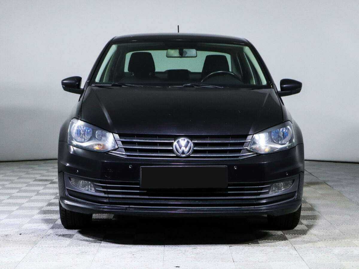 Купить Volkswagen Polo с пробегом. Фото: #1