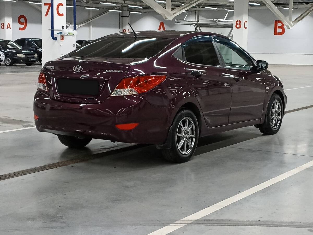Купить Hyundai Solaris с пробегом. Фото: #4