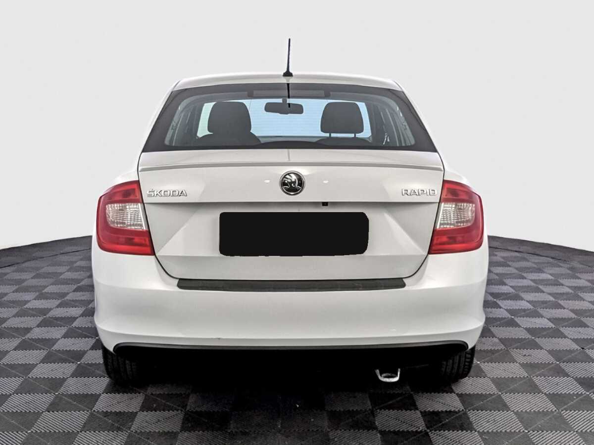 Купить Skoda Rapid с пробегом. Фото: #5