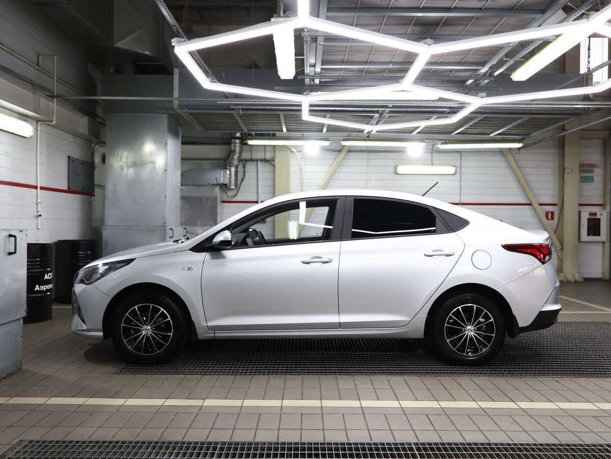 Купить Hyundai Solaris с пробегом. Фото: #5