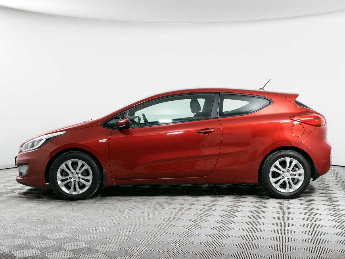 Купить Kia Ceed с пробегом. Фото: #7
