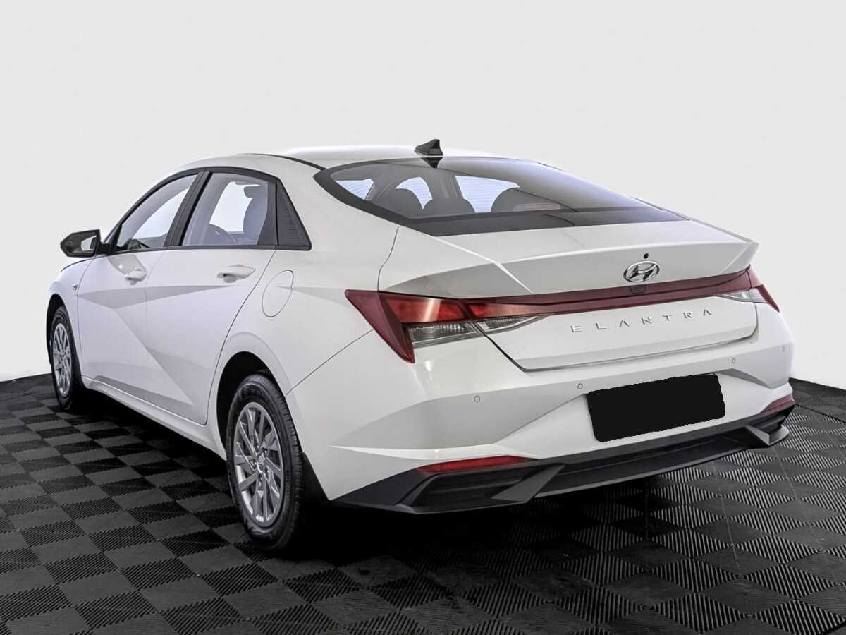 Купить Hyundai Elantra с пробегом. Фото: #6