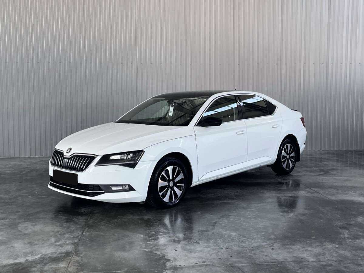 Купить Skoda Superb с пробегом. Посмотреть фото
