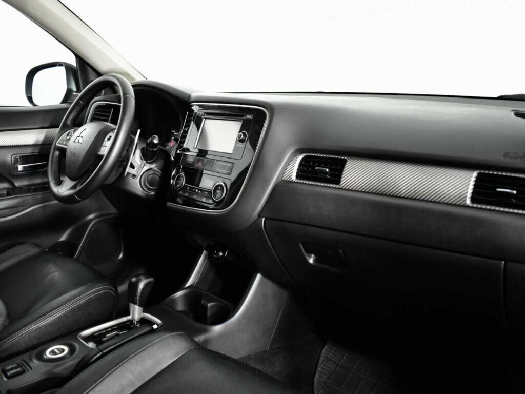 Купить Mitsubishi Outlander с пробегом. Фото: #8