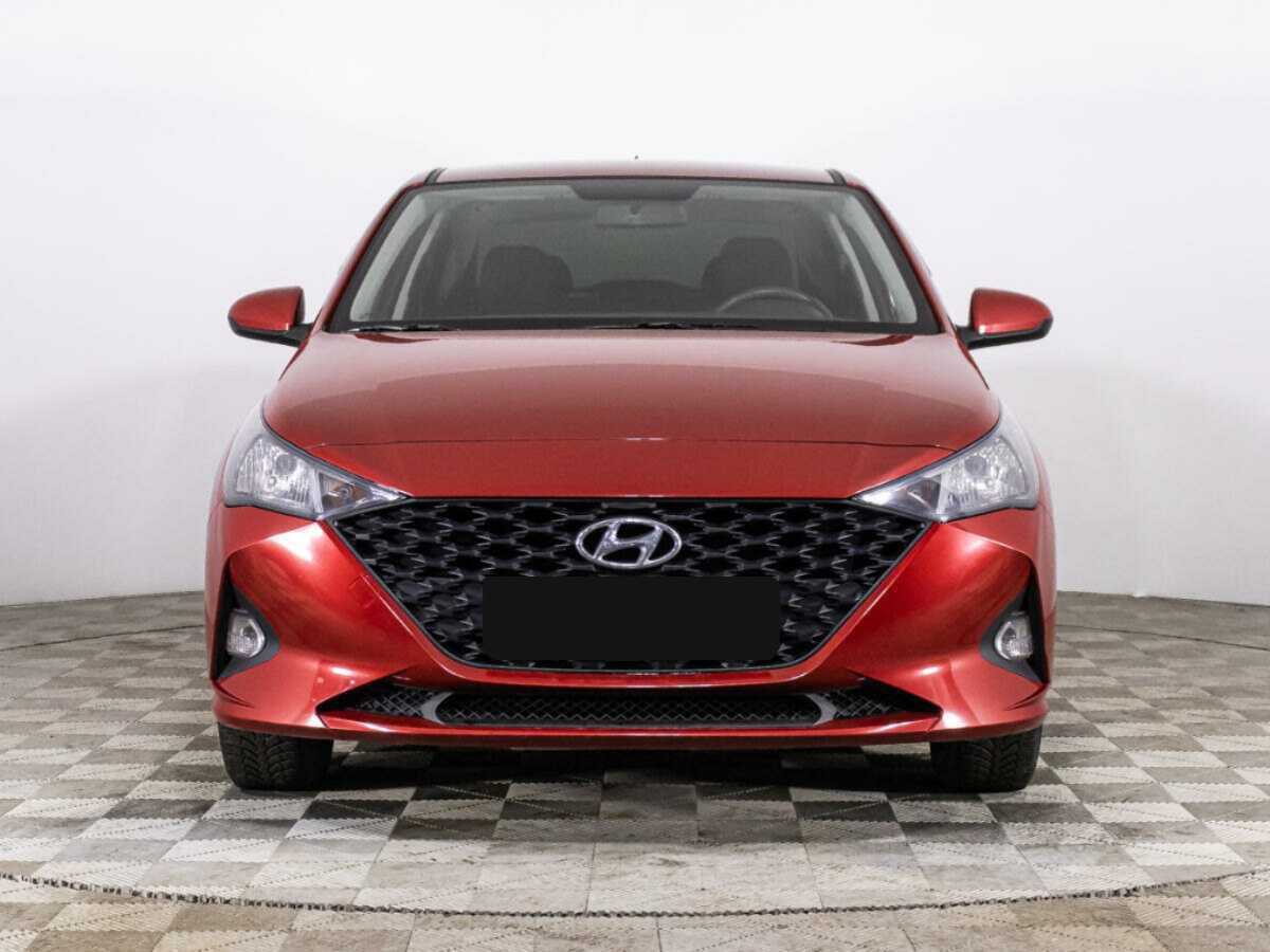 Купить Hyundai Solaris с пробегом. Фото: #1