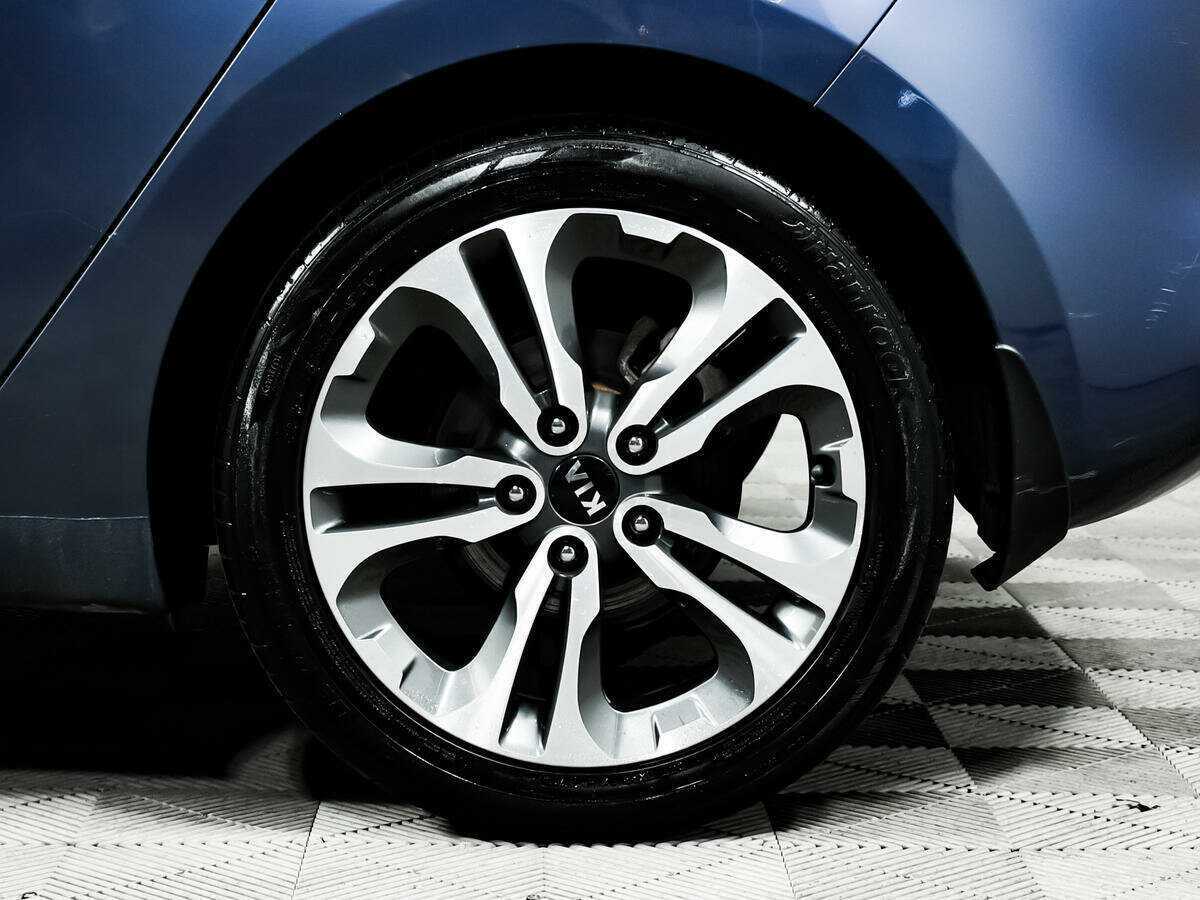 Купить Kia Ceed с пробегом. Фото: #13