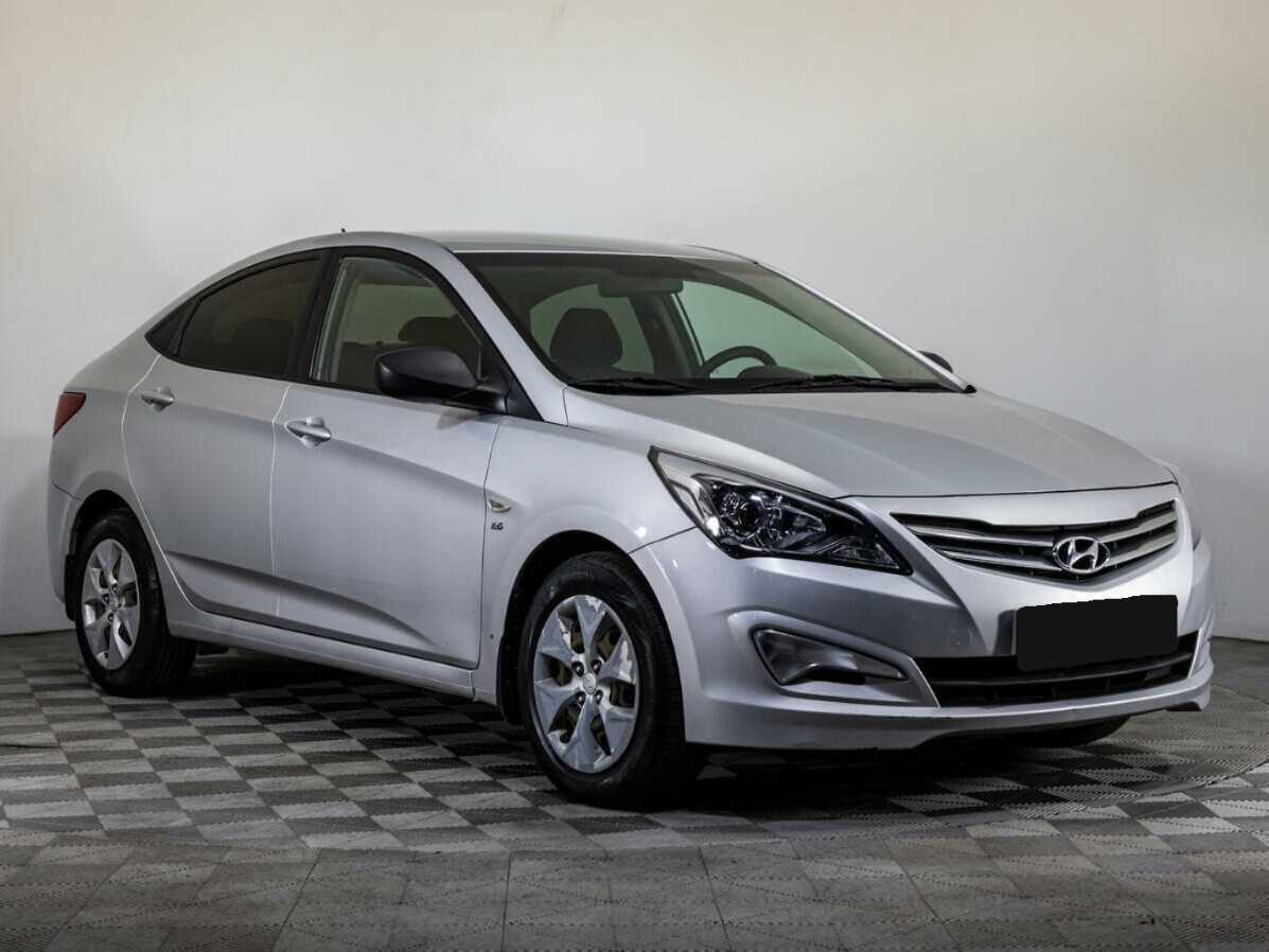 Купить Hyundai Solaris с пробегом. Фото: #2