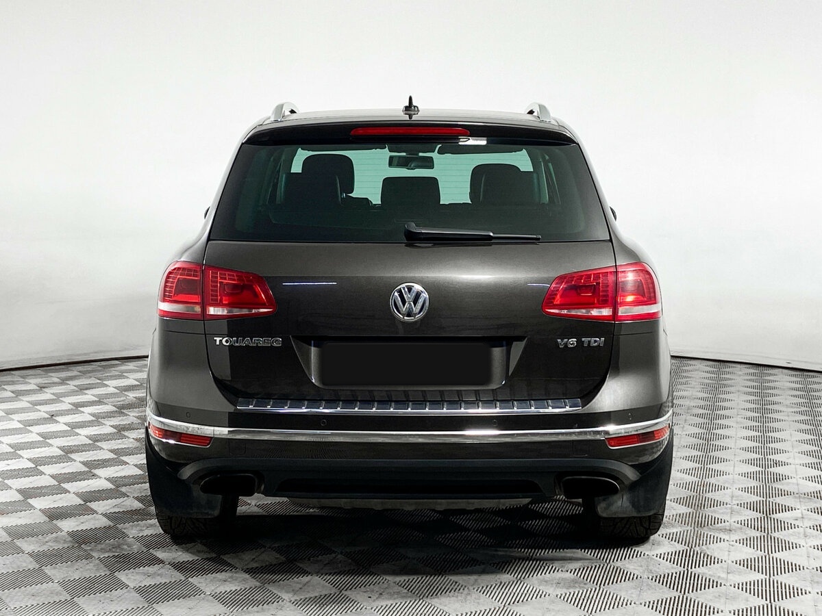 Купить Volkswagen Touareg с пробегом. Фото: #4