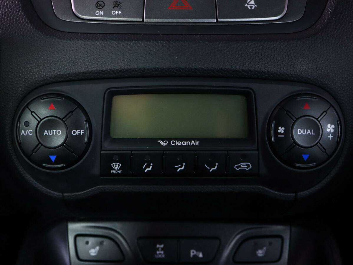 Купить Hyundai ix35 с пробегом. Фото: #22