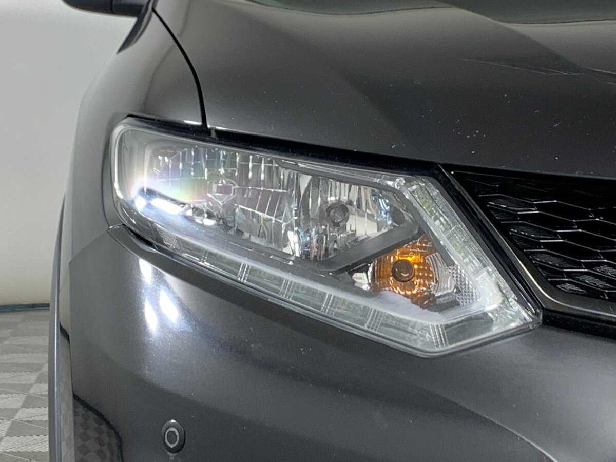 Купить Nissan X-Trail с пробегом. Фото: #9