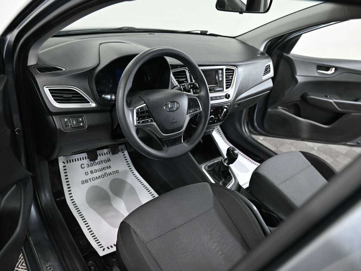 Купить Hyundai Solaris с пробегом. Фото: #4