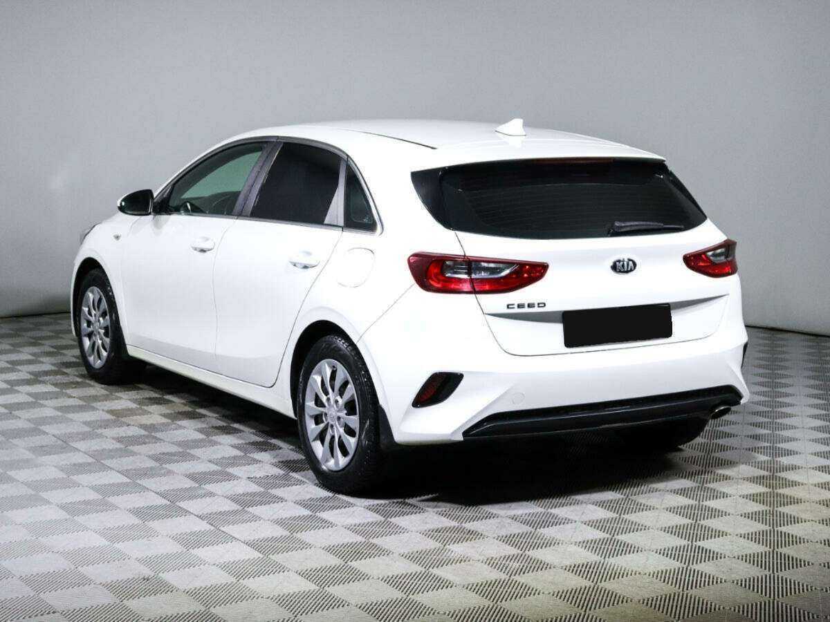 Купить Kia Ceed с пробегом. Фото: #5