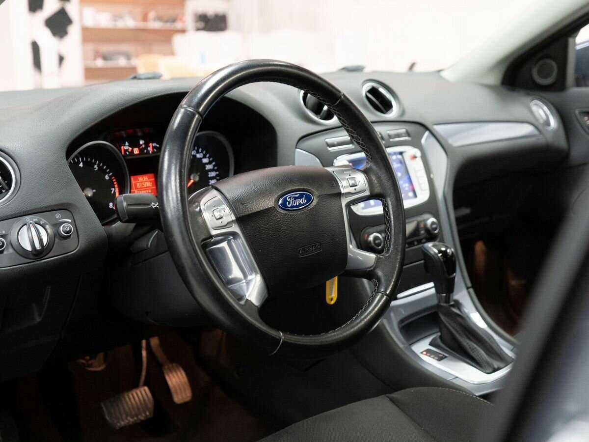 Купить Ford Mondeo с пробегом. Фото: #3