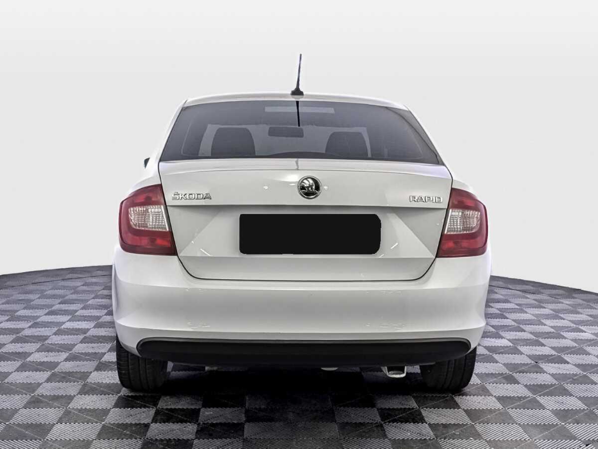 Купить Skoda Rapid с пробегом. Фото: #5