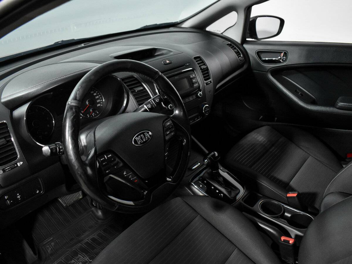 Купить Kia Cerato с пробегом. Фото: #8