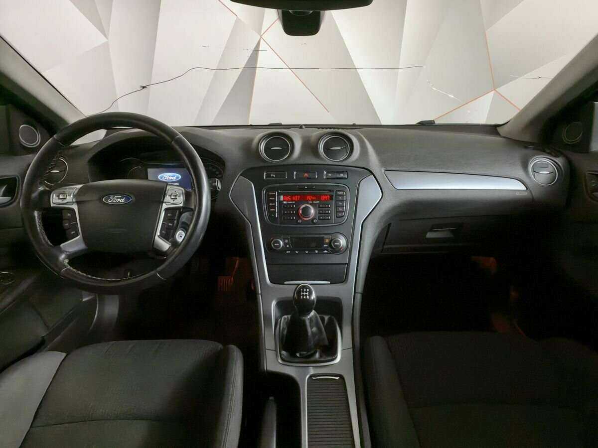 Купить Ford Mondeo с пробегом. Фото: #9