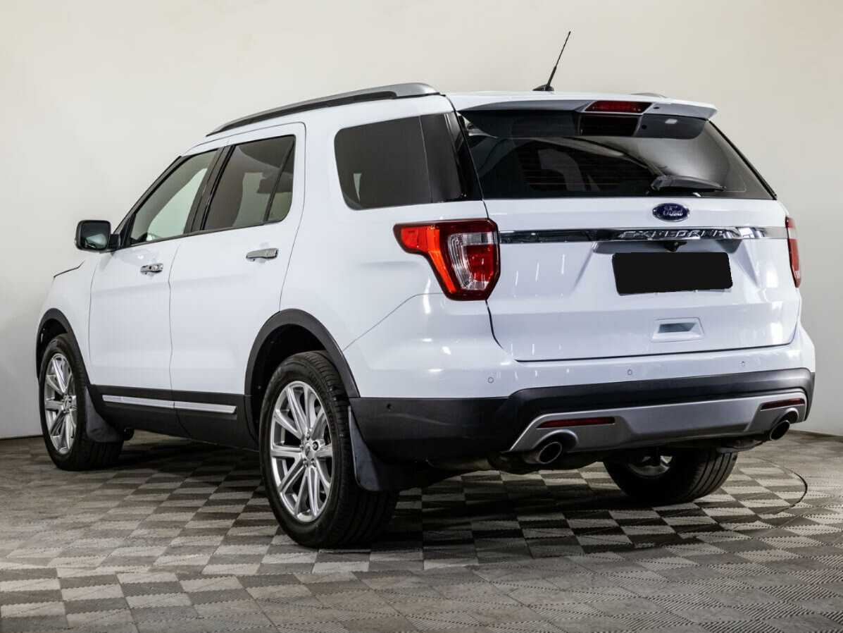 Купить Ford Explorer с пробегом. Фото: #5