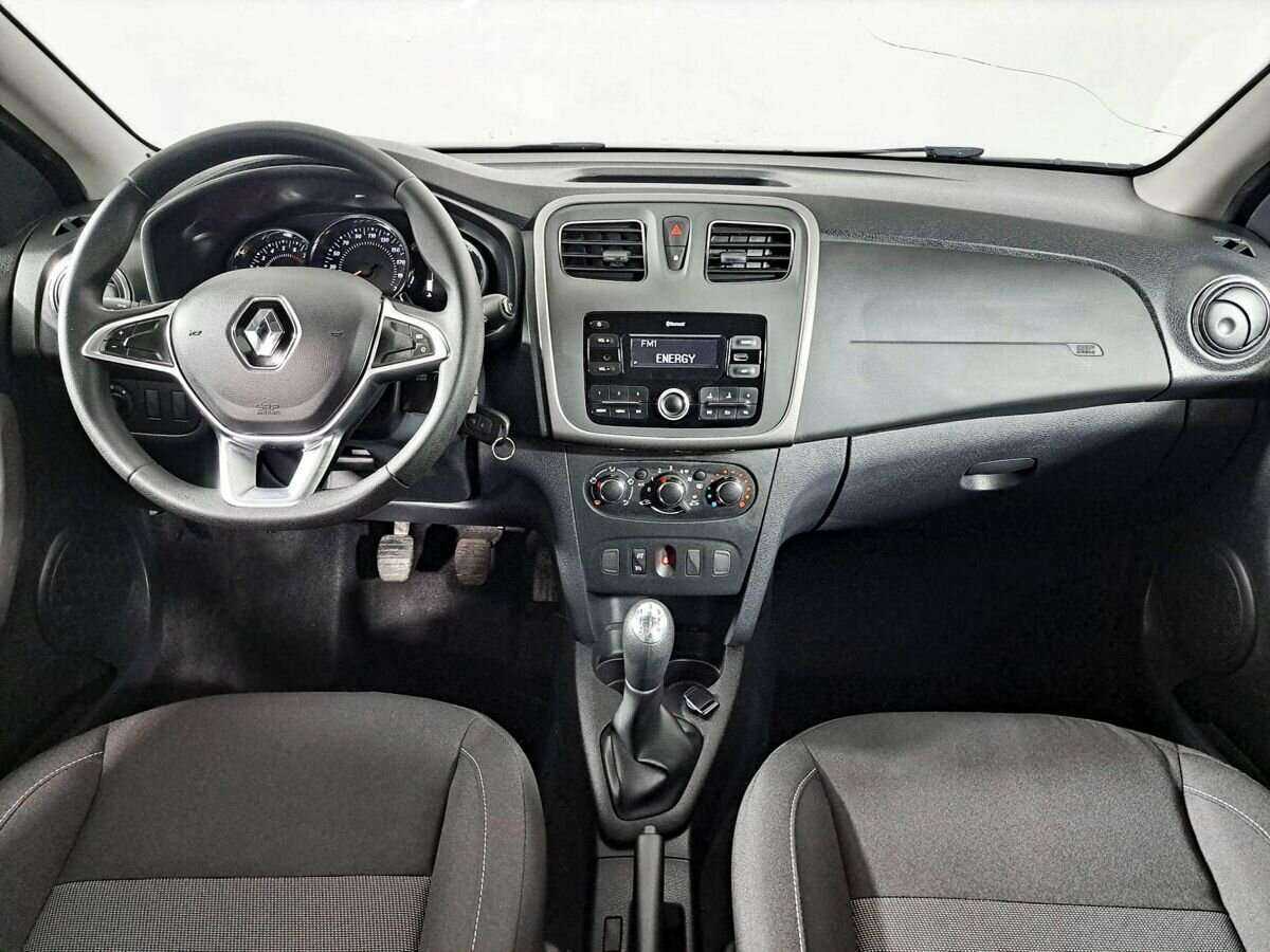 Купить Renault Sandero с пробегом. Фото: #11