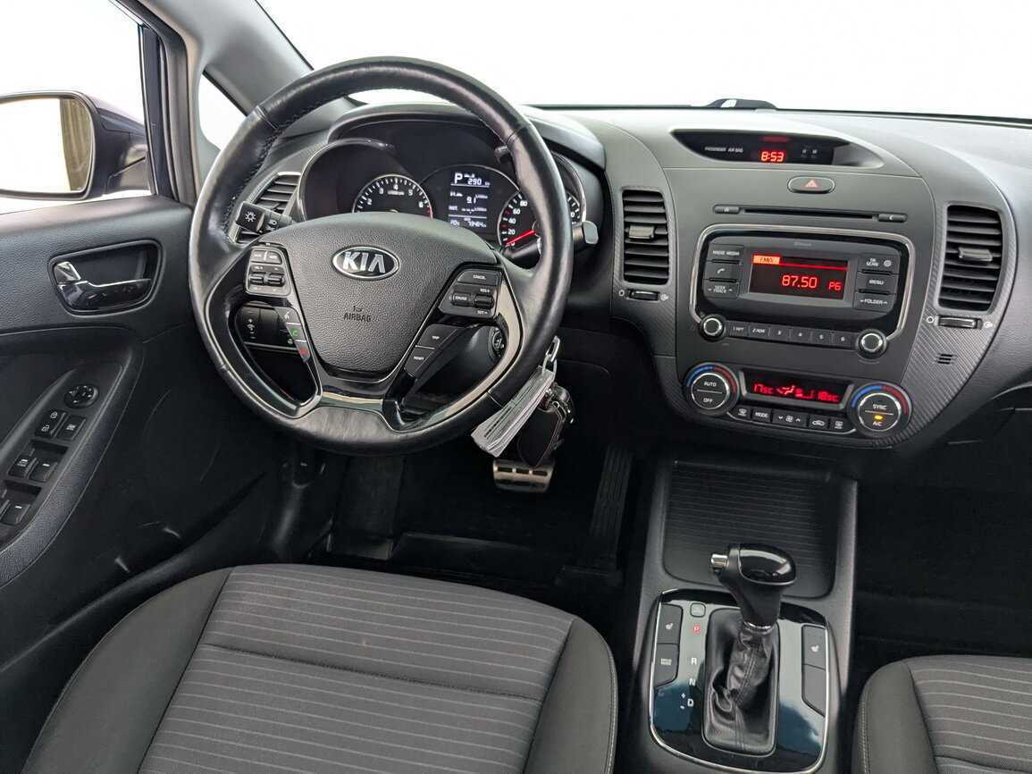 Купить Kia Cerato с пробегом. Фото: #21