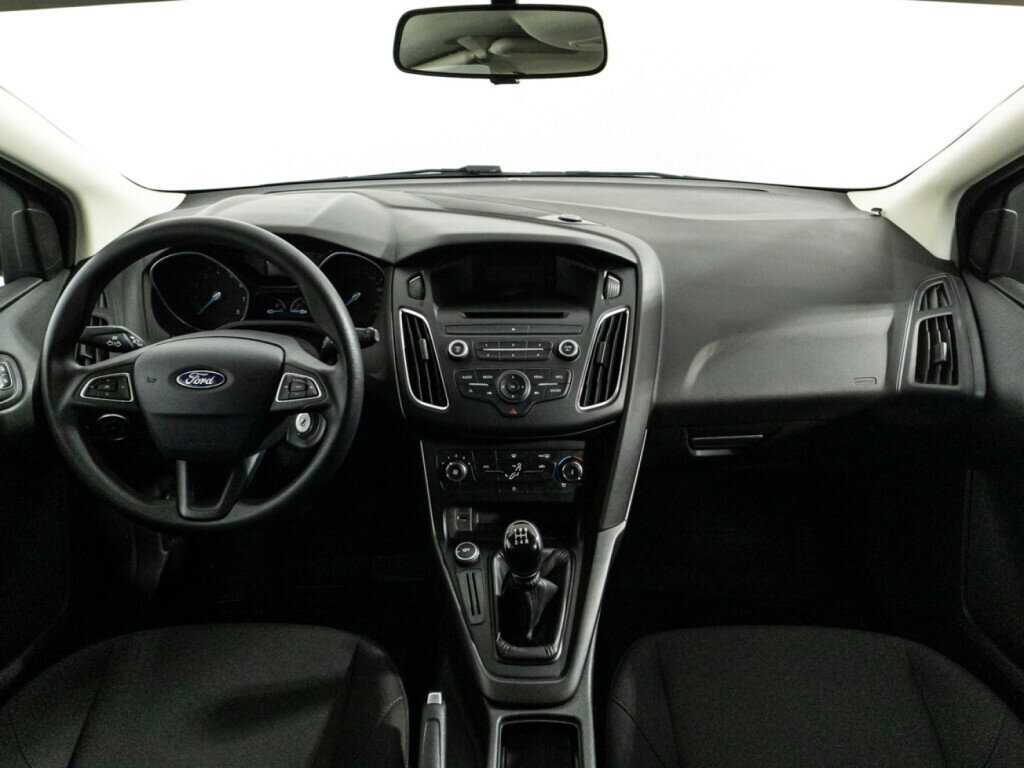 Купить Ford Focus с пробегом. Фото: #12