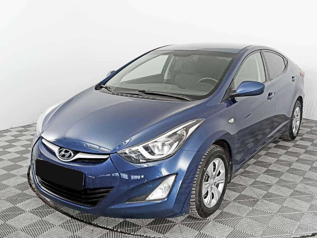 Купить Hyundai Elantra с пробегом. Посмотреть фото