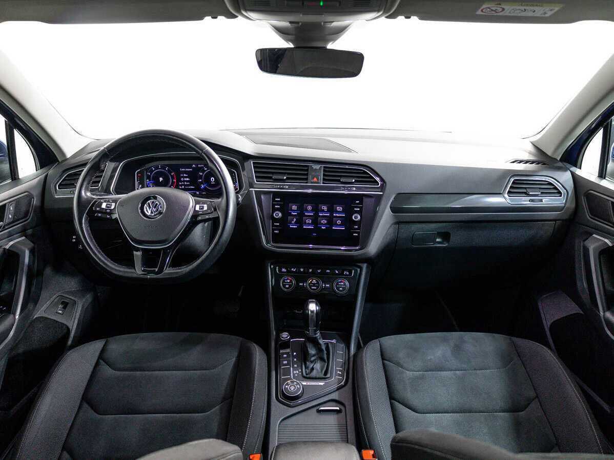 Купить Volkswagen Tiguan с пробегом. Фото: #8