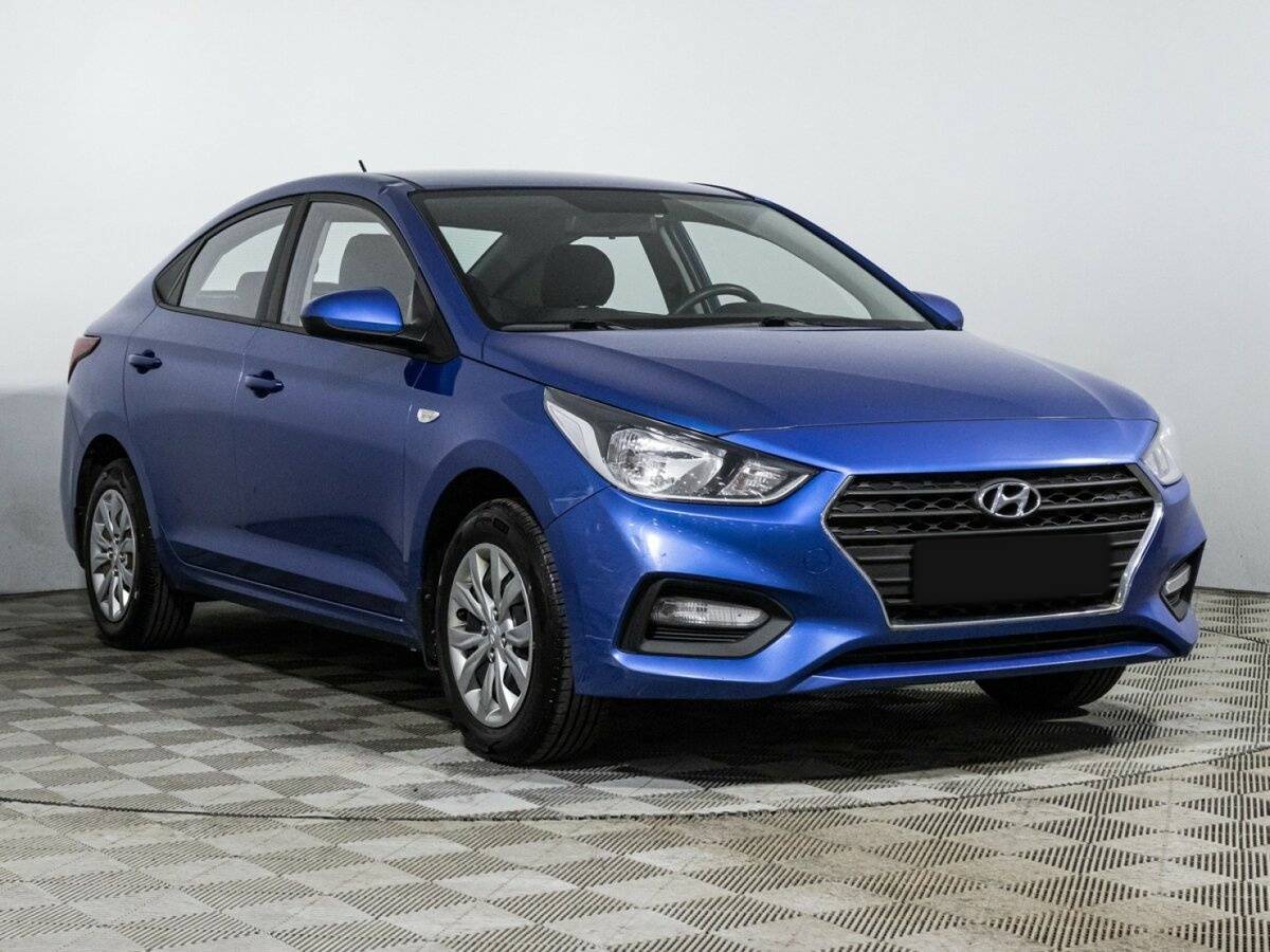 Купить Hyundai Solaris с пробегом. Фото: #2