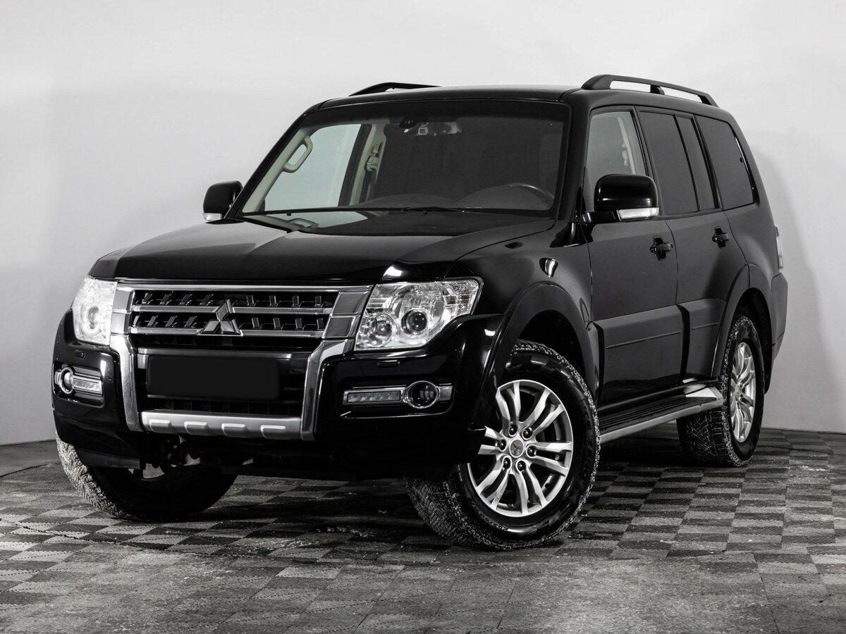 Купить Mitsubishi Pajero с пробегом. Посмотреть фото