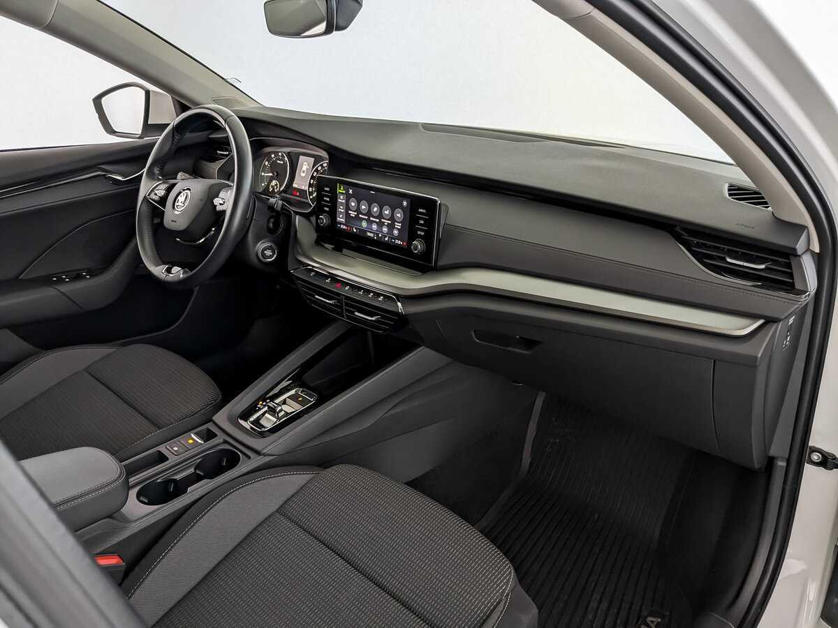 Купить Skoda Octavia с пробегом. Фото: #10
