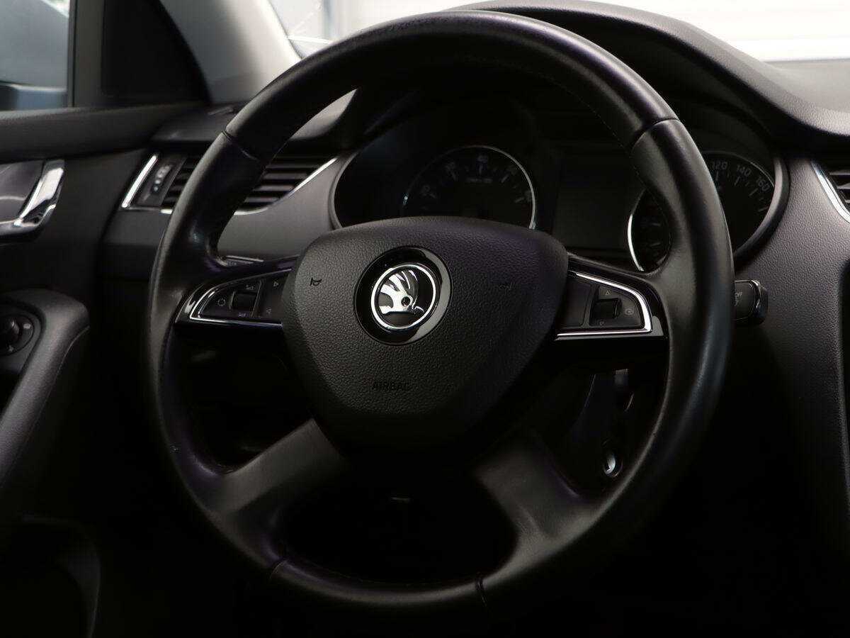 Купить Skoda Octavia с пробегом. Фото: #11