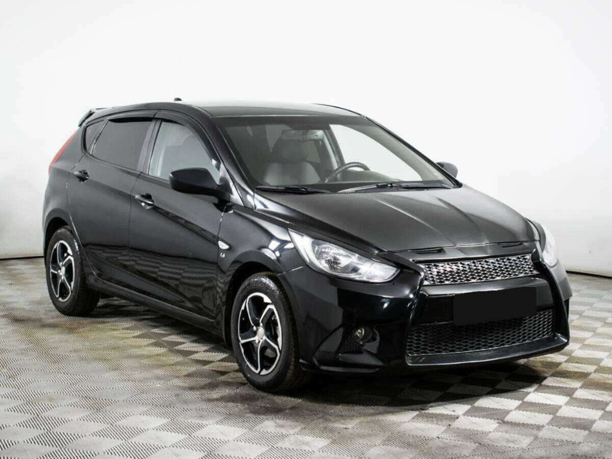 Купить Hyundai Solaris с пробегом. Фото: #2