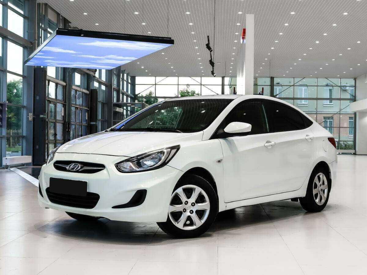 Купить Hyundai Solaris с пробегом. Посмотреть фото