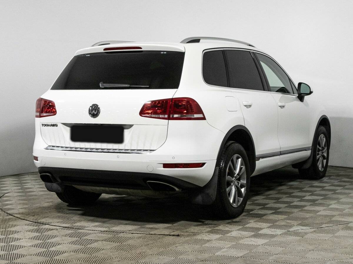 Купить Volkswagen Touareg с пробегом. Фото: #4