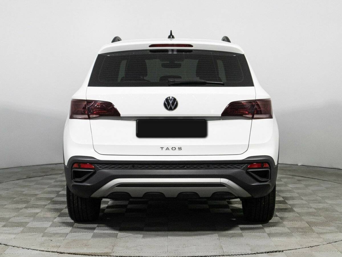 Купить Volkswagen Taos с пробегом. Фото: #5