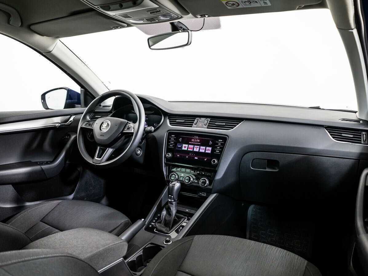 Купить Skoda Octavia с пробегом. Фото: #8