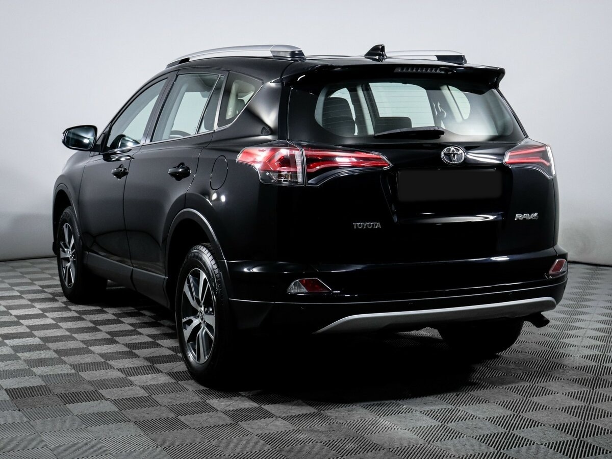 Купить Toyota RAV4 с пробегом. Фото: #6