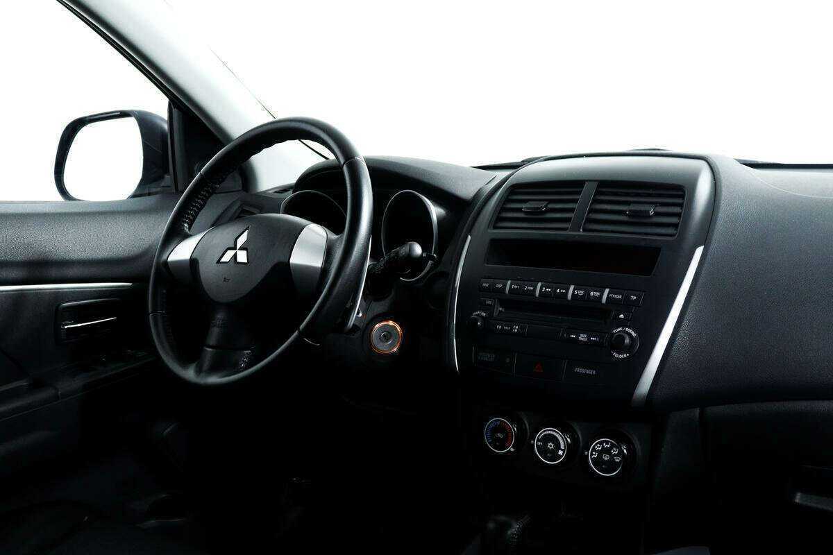 Купить Mitsubishi ASX с пробегом. Фото: #8