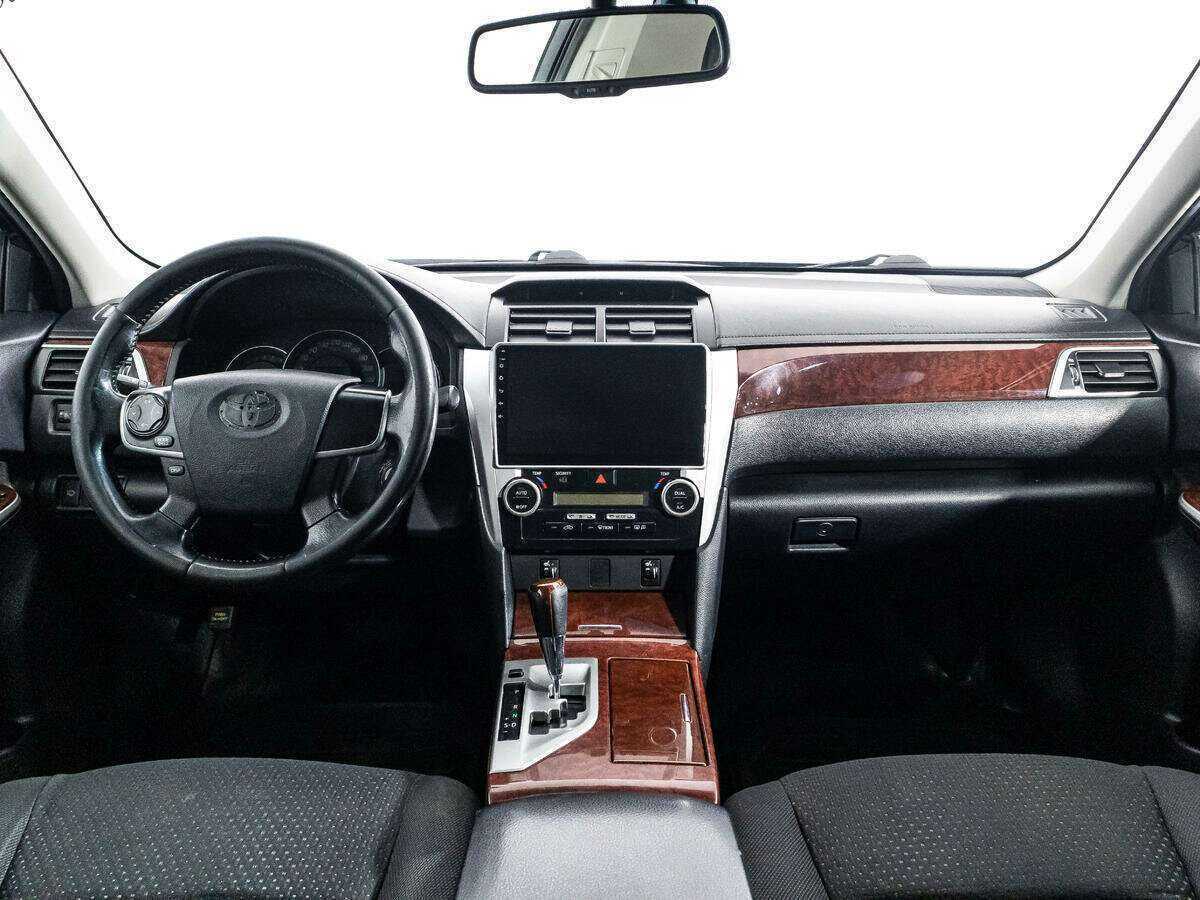 Купить Toyota Camry с пробегом. Фото: #12