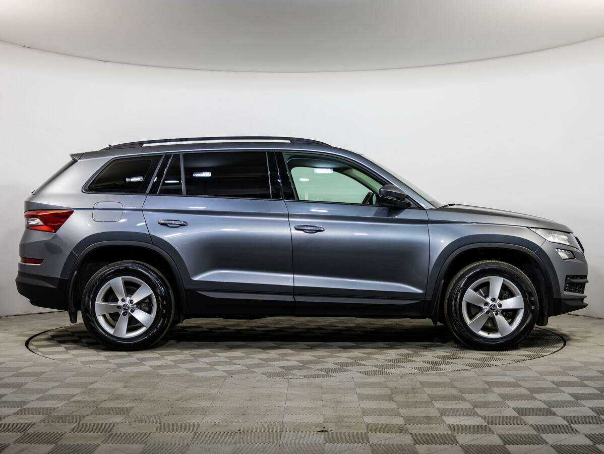 Купить Skoda Kodiaq с пробегом. Фото: #2