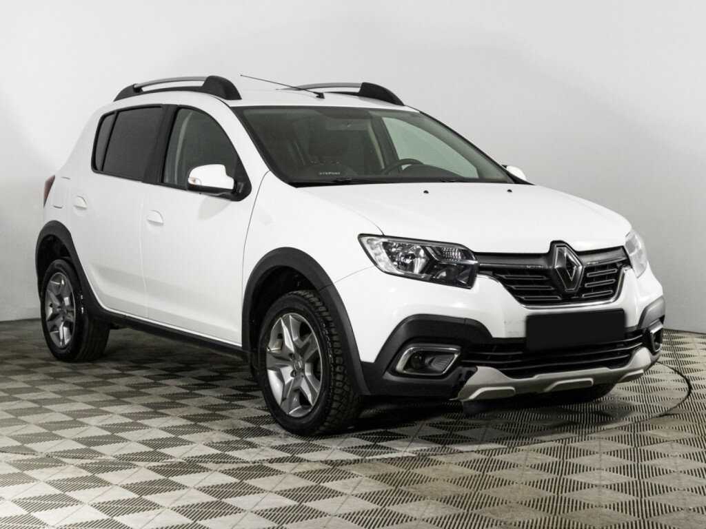 Купить Renault Sandero с пробегом. Фото: #2