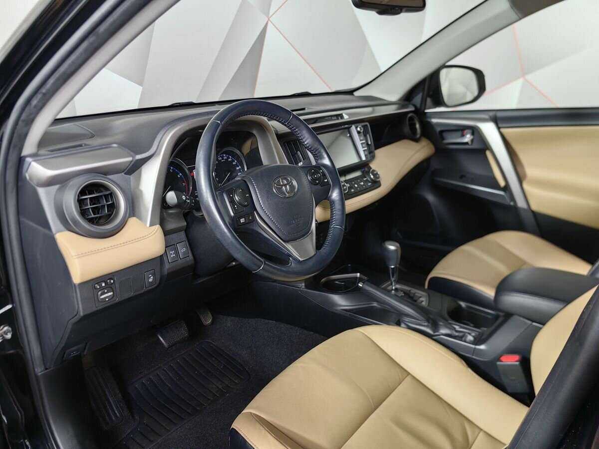 Купить Toyota RAV4 с пробегом. Фото: #12