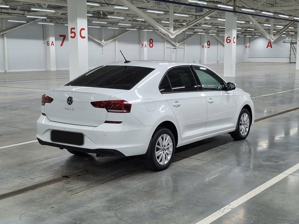 Купить Volkswagen Polo с пробегом. Фото: #4