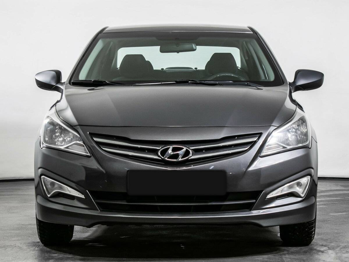Купить Hyundai Solaris с пробегом. Фото: #1