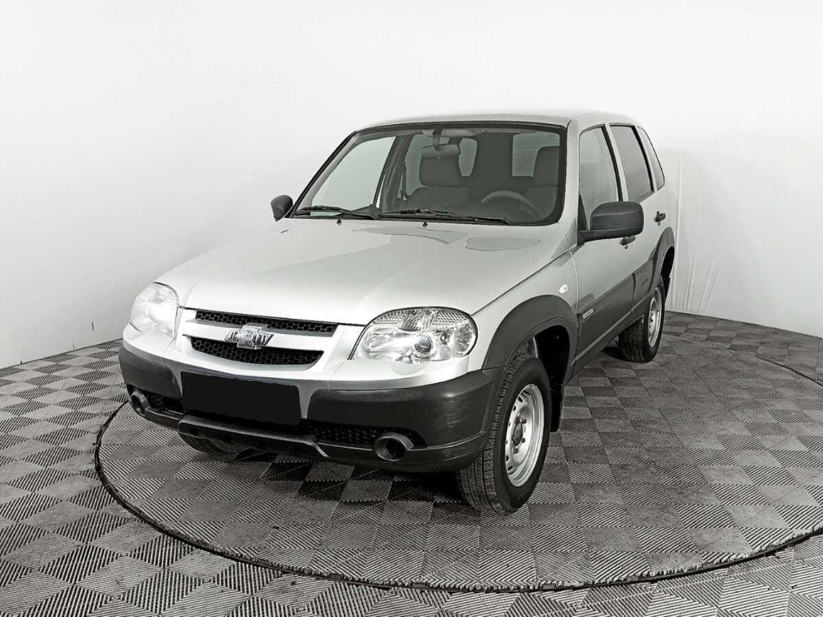 Купить Chevrolet Niva с пробегом. Фото: #0
