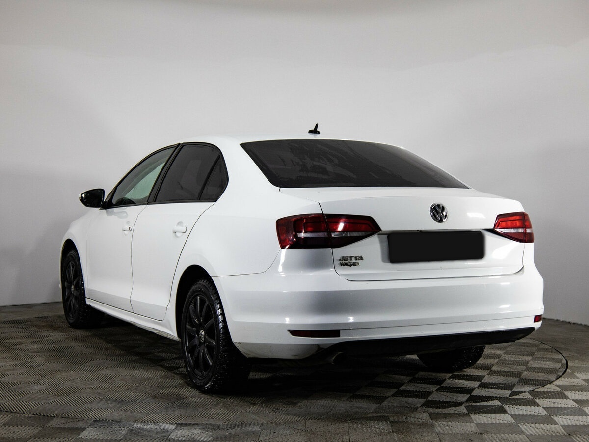 Купить Volkswagen Jetta с пробегом. Фото: #5