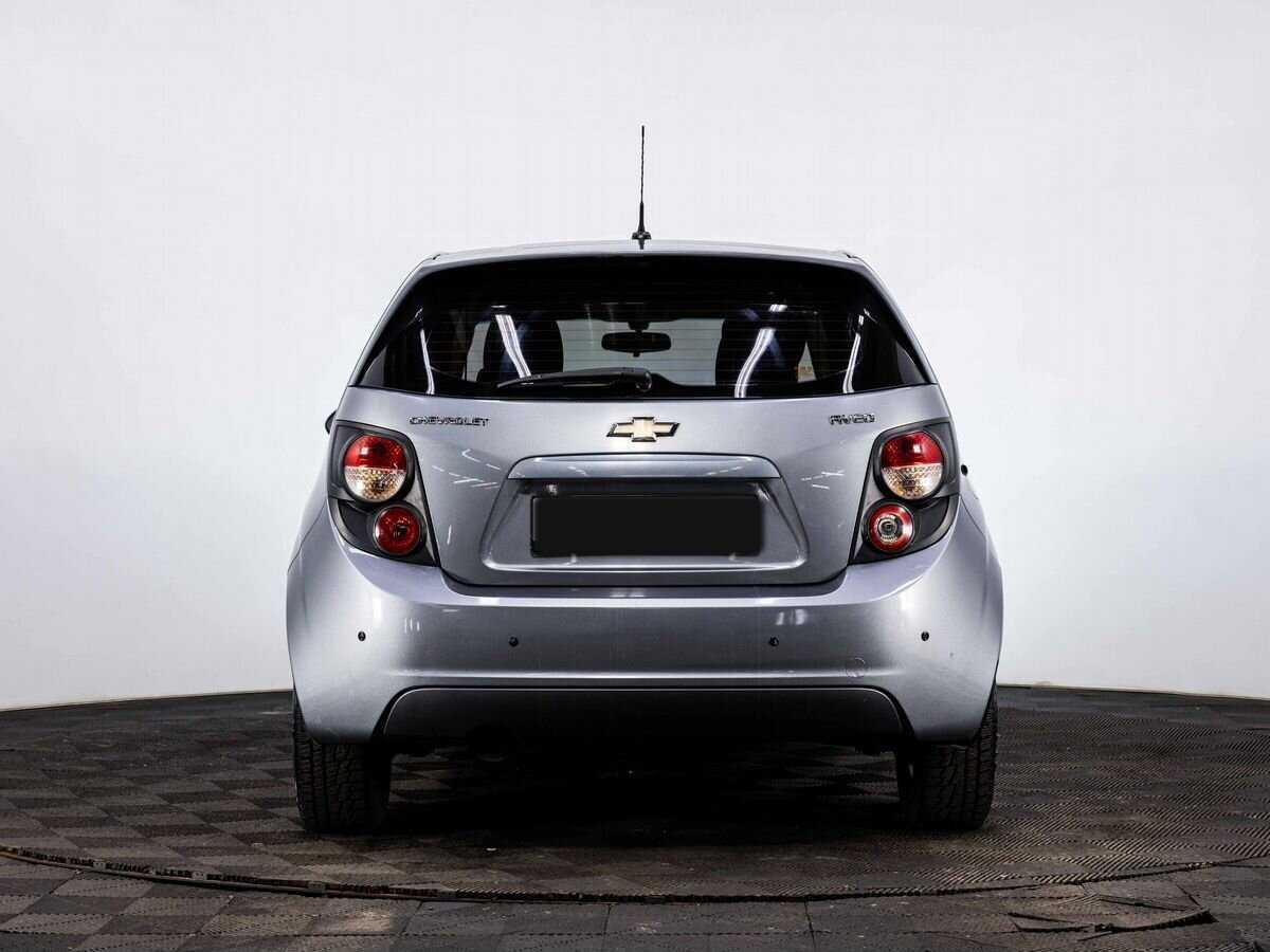 Купить Chevrolet Aveo с пробегом. Фото: #4