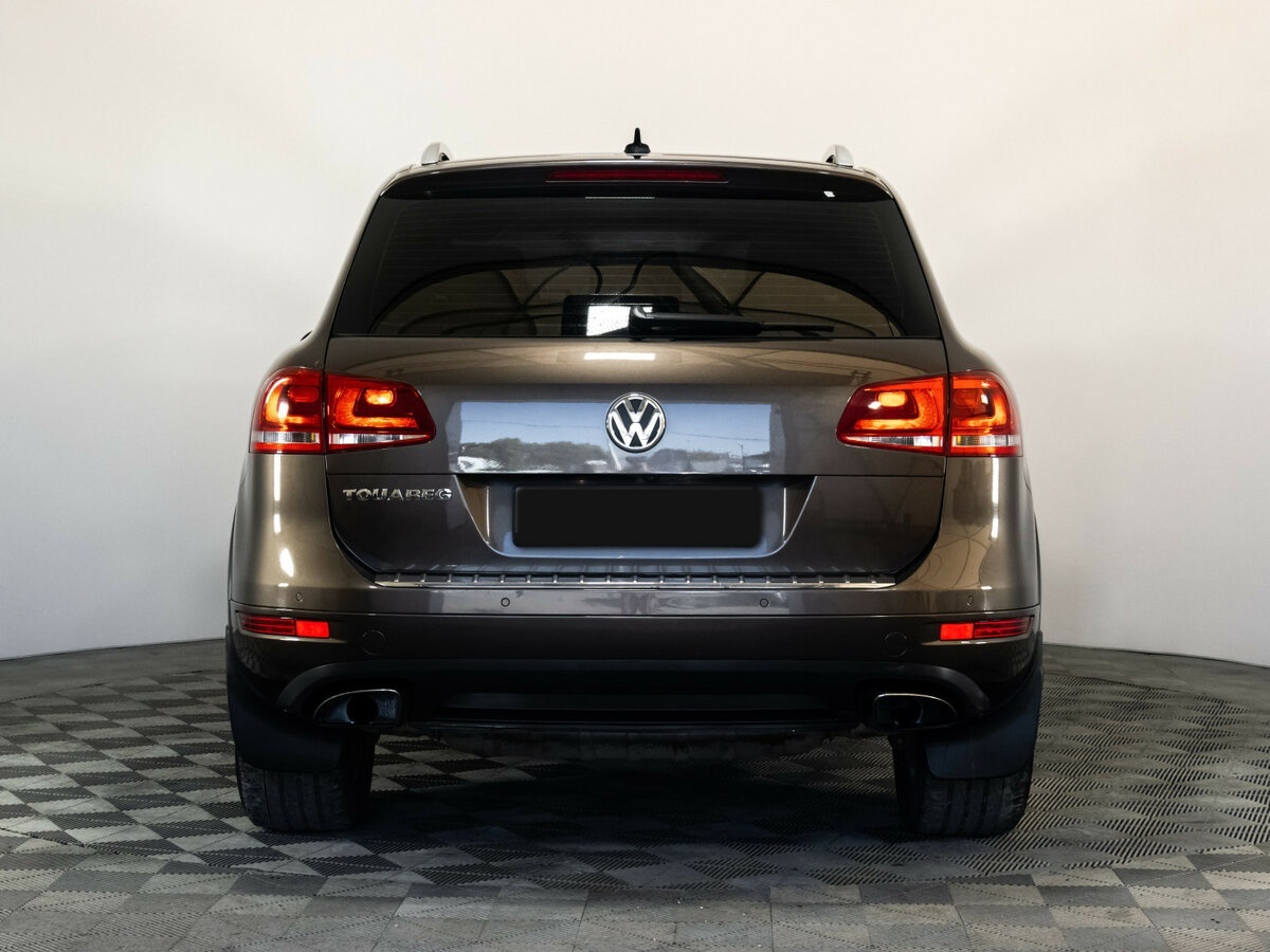 Купить Volkswagen Touareg с пробегом. Фото: #4